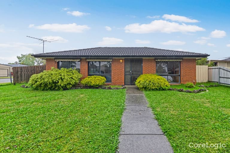 38 Endeavour Drive, Cranbourne North VIC 3977