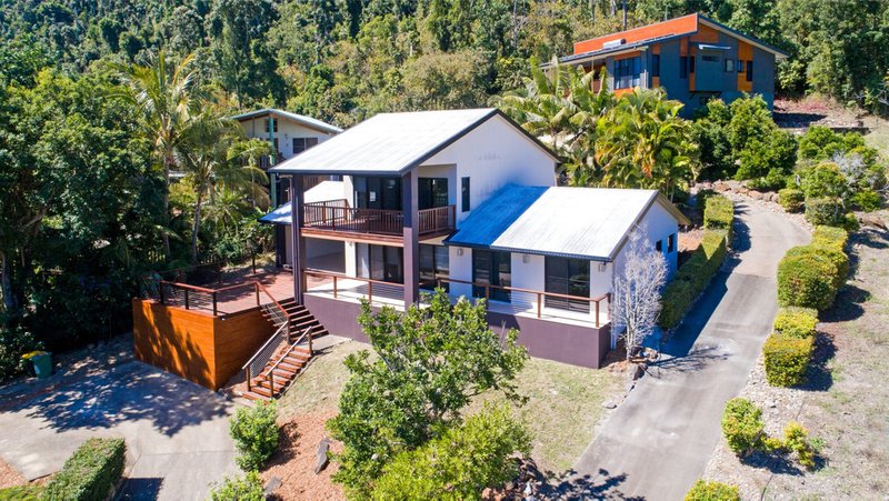 Photo - 38 Eshelby Drive, Cannonvale QLD 4802 - Image 2