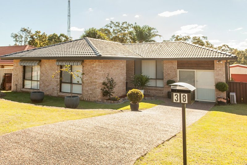 38 Evatt Street, Pelaw Main NSW 2327