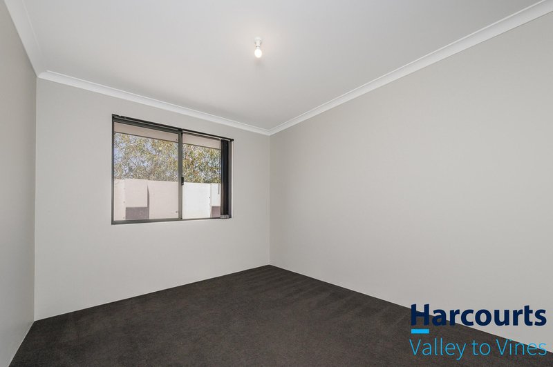 Photo - 38 Everingham Drive, Ellenbrook WA 6069 - Image 7