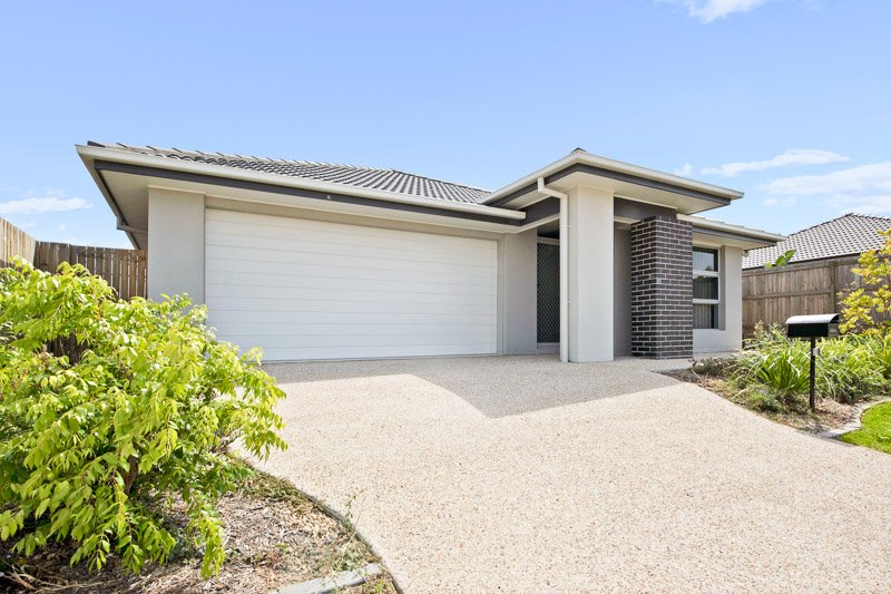 Photo - 38 Expedition Drive, North Lakes QLD 4509 - Image 11