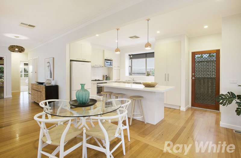 Photo - 38 Fairview Avenue, Cheltenham VIC 3192 - Image 5