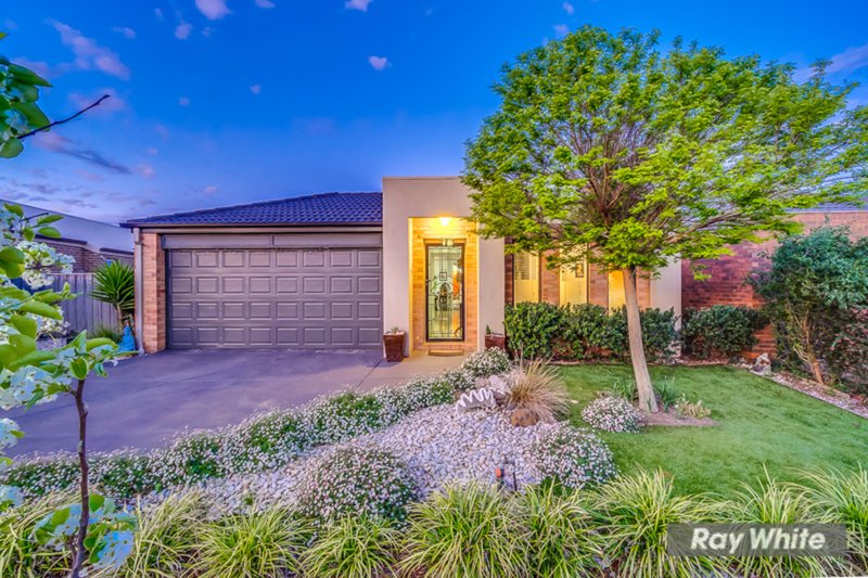 Photo - 38 Fantail Crescent, Williams Landing VIC 3027 - Image 2