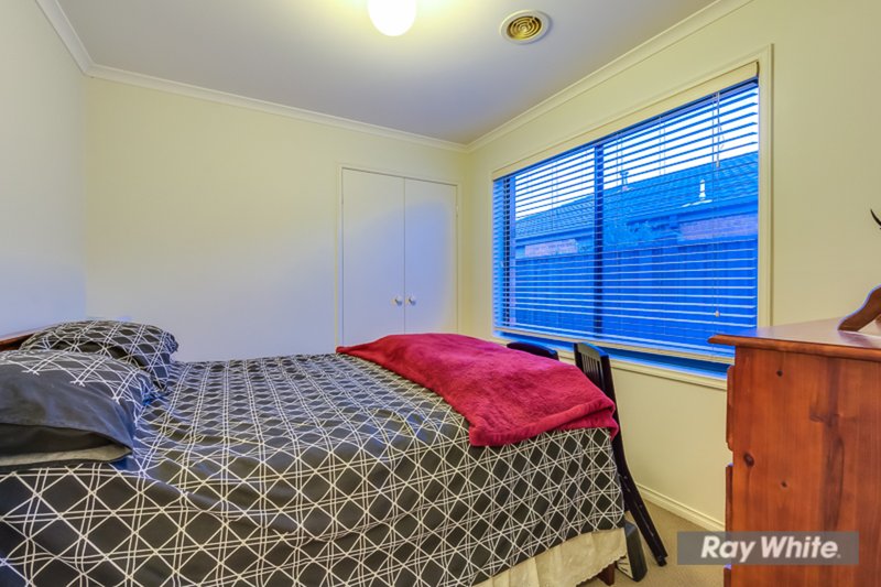 Photo - 38 Fantail Crescent, Williams Landing VIC 3027 - Image 6