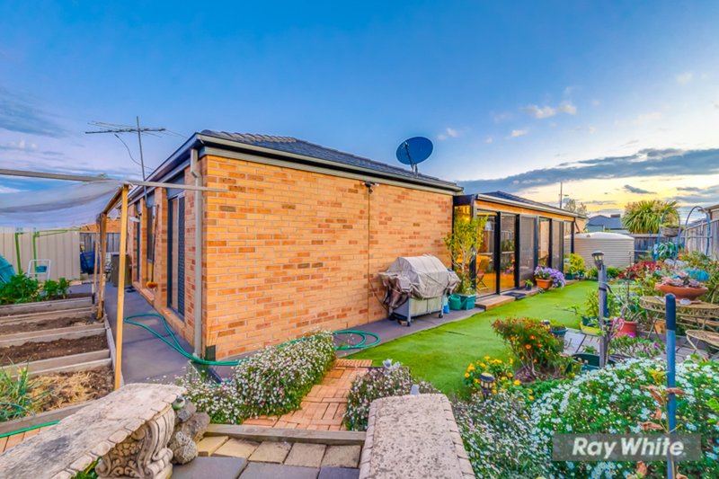 Photo - 38 Fantail Crescent, Williams Landing VIC 3027 - Image 17