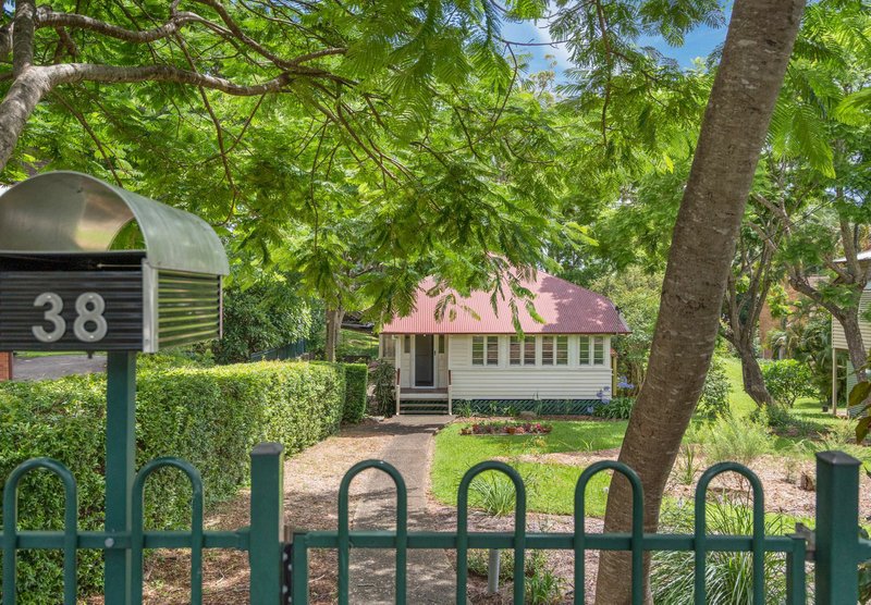 38 Ferndale Street, Annerley QLD 4103