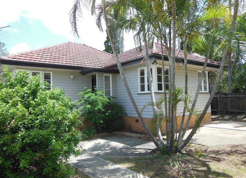 38 Ferry Street, Sherwood QLD 4075