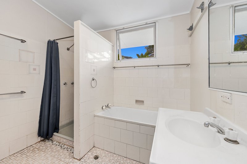 Photo - 38 Fifth Avenue, St Lucia QLD 4067 - Image 15