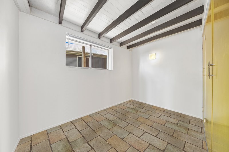 Photo - 38 Fifth Avenue, St Lucia QLD 4067 - Image 23