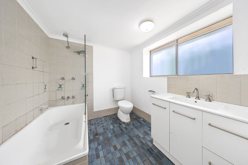 Photo - 38 Fifth Avenue, St Lucia QLD 4067 - Image 24