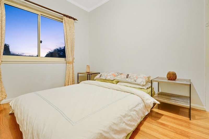 Photo - 38 Finch Street, Notting Hill VIC 3168 - Image 6