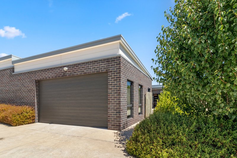 Photo - 38 Finemore Street, Coombs ACT 2611 - Image 22