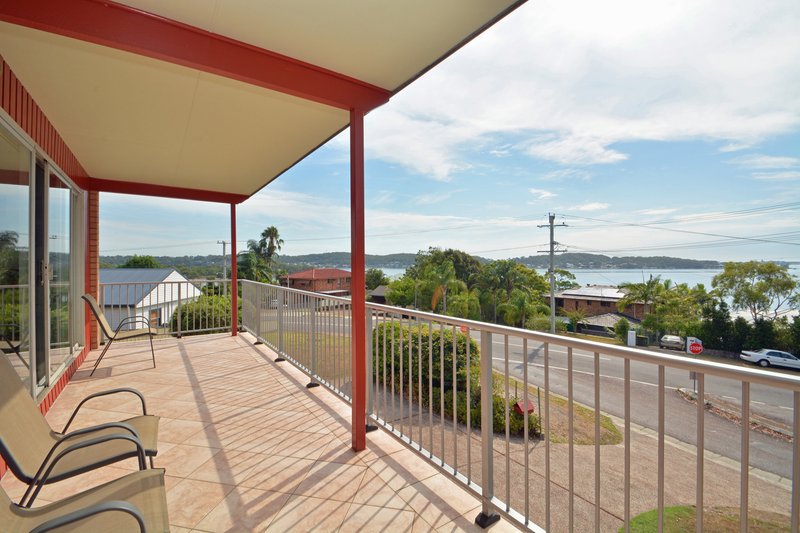 Photo - 38 Fishing Point Road, Rathmines NSW 2283 - Image 3