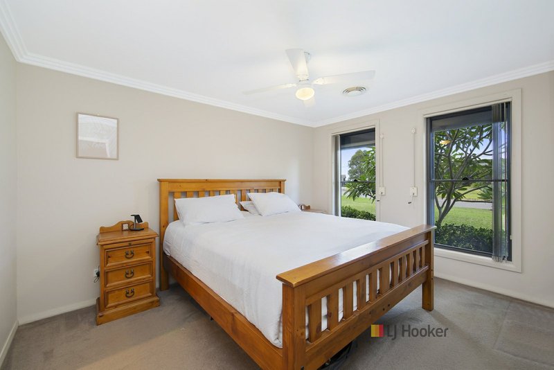 Photo - 38 Forster Avenue, Watanobbi NSW 2259 - Image 14