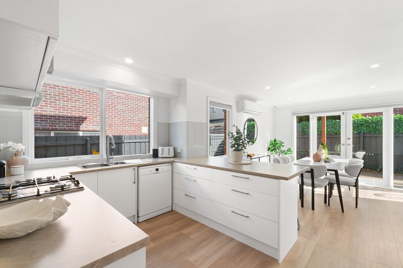 Photo - 3/8 Fortuna Street, Clayton VIC 3168 - Image 4