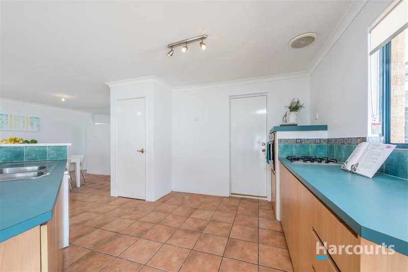 Photo - 38 Foundation Loop, Quinns Rocks WA 6030 - Image 11