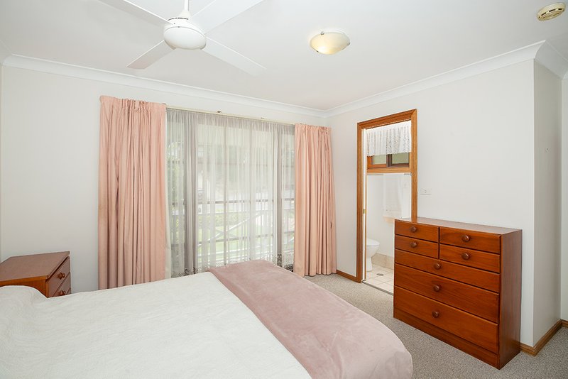 Photo - 38 Freemantle Drive, Woodrising NSW 2284 - Image 7