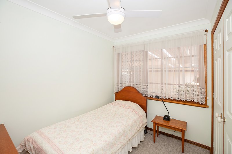 Photo - 38 Freemantle Drive, Woodrising NSW 2284 - Image 10