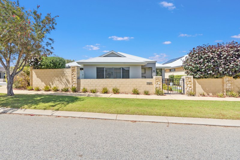 Photo - 38 Garners Way, Burns Beach WA 6028 - Image 4