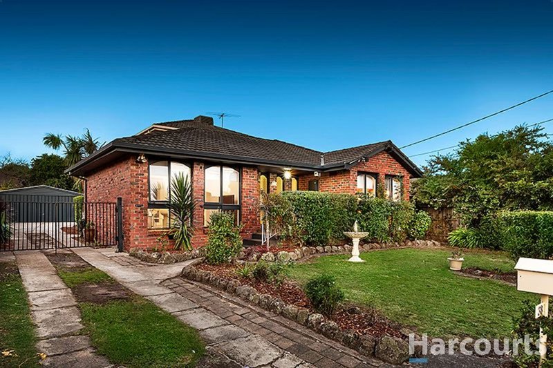 38 Gauntlet Avenue, Glen Waverley VIC 3150