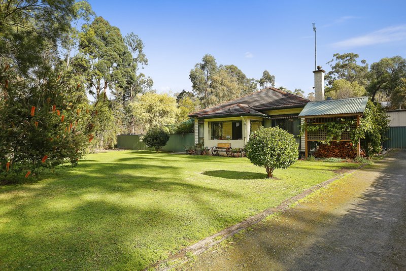 38 Gembrook-Launching Place Road, Launching Place VIC 3139