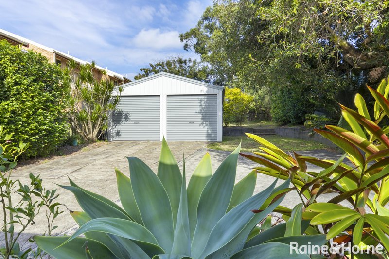 Photo - 38 George Street, Belmont NSW 2280 - Image 2