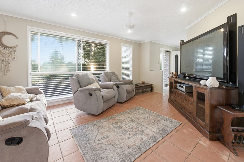 Photo - 38 Gibraltar Road, Rangewood QLD 4817 - Image 6