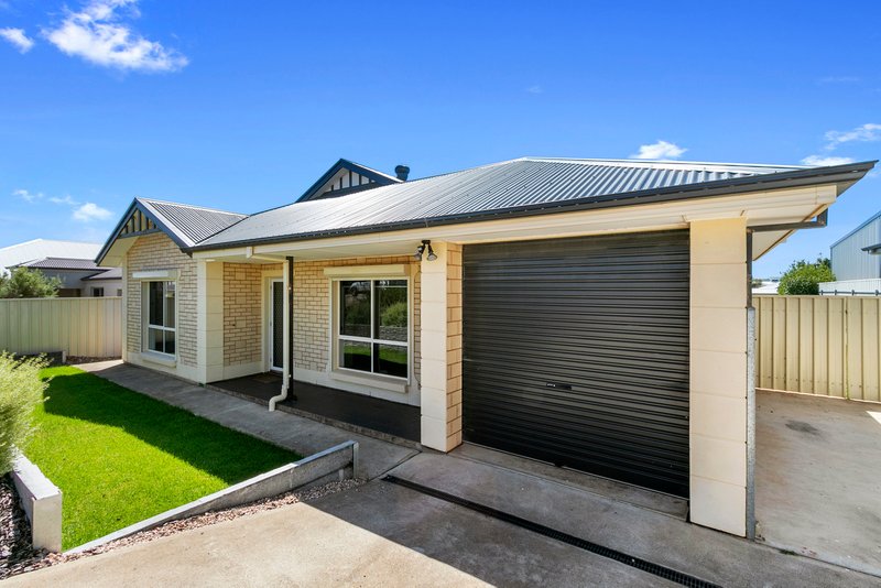 Photo - 38 Gill Street, Moonta Bay SA 5558 - Image 3