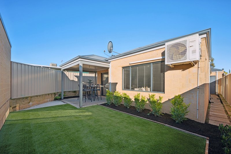 Photo - 38 Glencoe Road, Ardross WA 6153 - Image 9