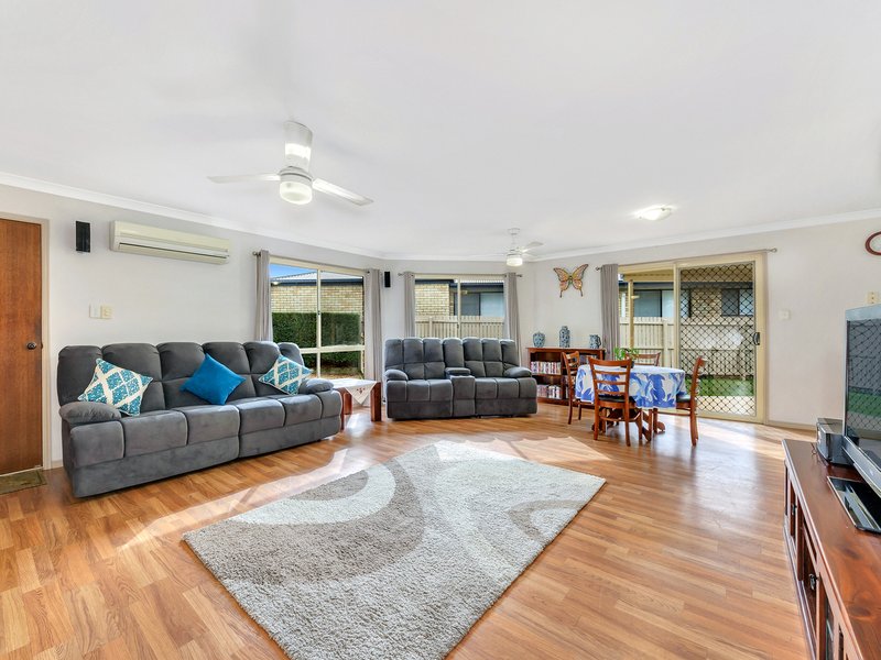 Photo - 38 Glenn St , Morayfield QLD 4506 - Image 2