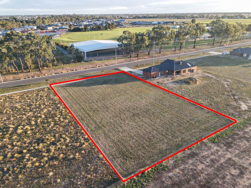 Photo - 38 Grace Road, Shepparton North VIC 3631 - Image 5