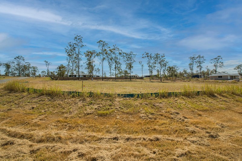 Photo - 38 Grevillea Way, Rifle Range QLD 4311 - Image 13