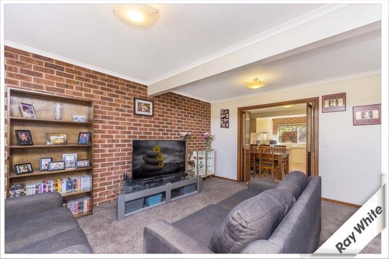 Photo - 3/8 Hakea Street, Queanbeyan NSW 2620 - Image 3