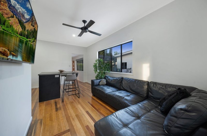 Photo - 38 Hale Street, Margate QLD 4019 - Image 2