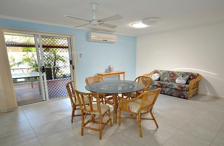 Photo - 38 Heather Way, Urraween QLD 4655 - Image 11