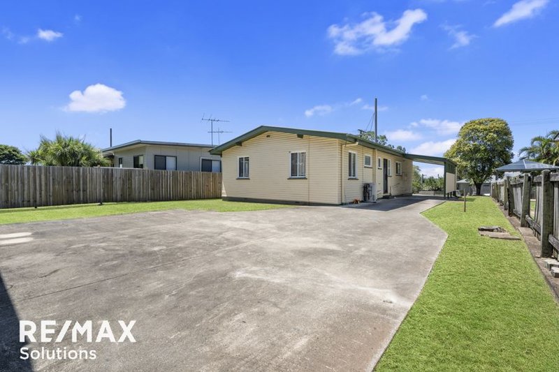 Photo - 38 Hedge Street, Strathpine QLD 4500 - Image 4