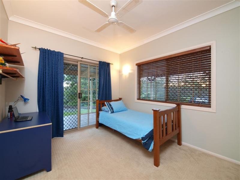 Photo - 38 Hidden Valley Drive, Eatons Hill QLD 4037 - Image 15