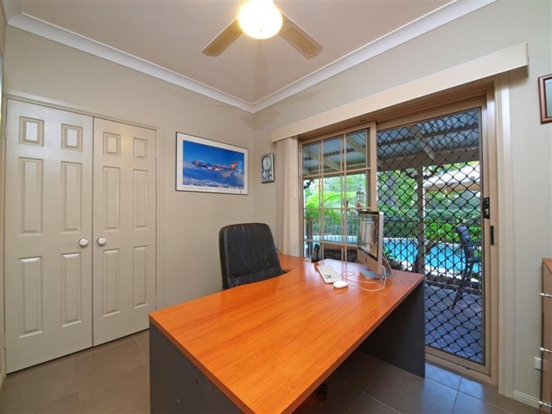 Photo - 38 Hidden Valley Drive, Eatons Hill QLD 4037 - Image 17