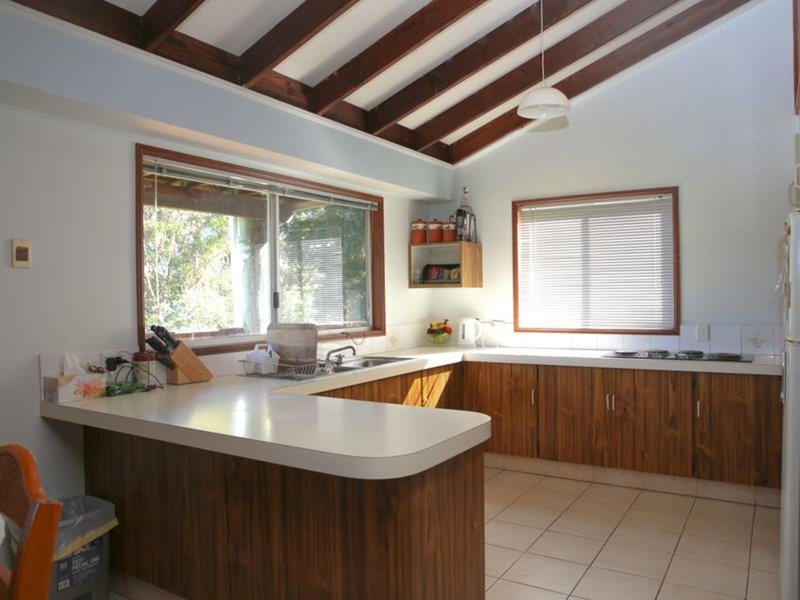 Photo - 38 Hillcrest Avenue, Tweed Heads South NSW 2486 - Image 3