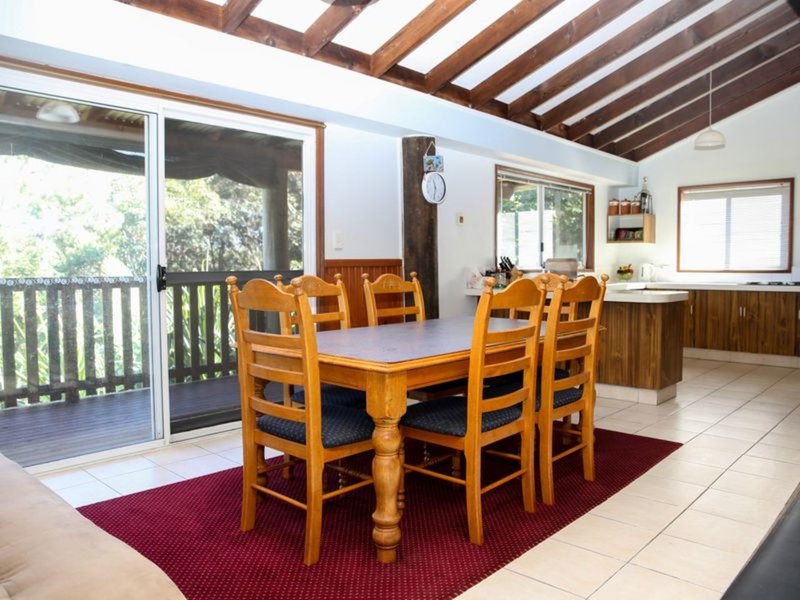 Photo - 38 Hillcrest Avenue, Tweed Heads South NSW 2486 - Image 5