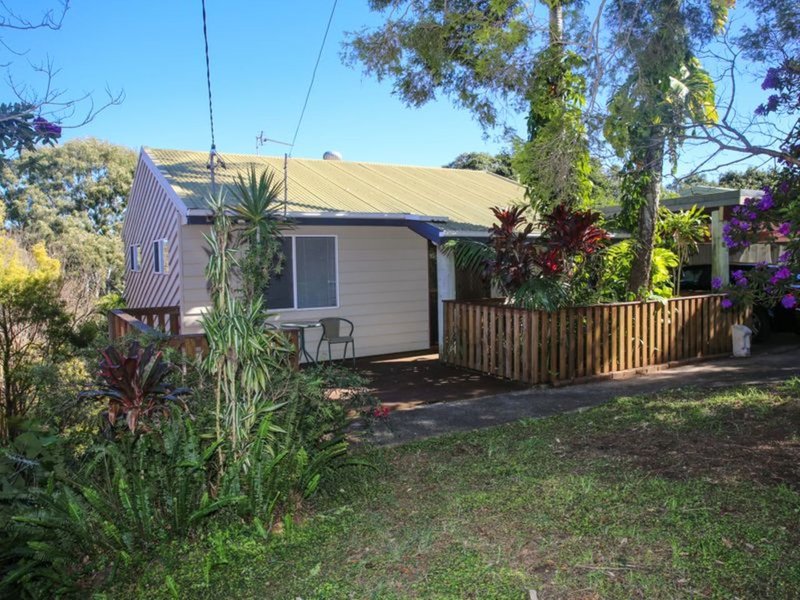 Photo - 38 Hillcrest Avenue, Tweed Heads South NSW 2486 - Image 6