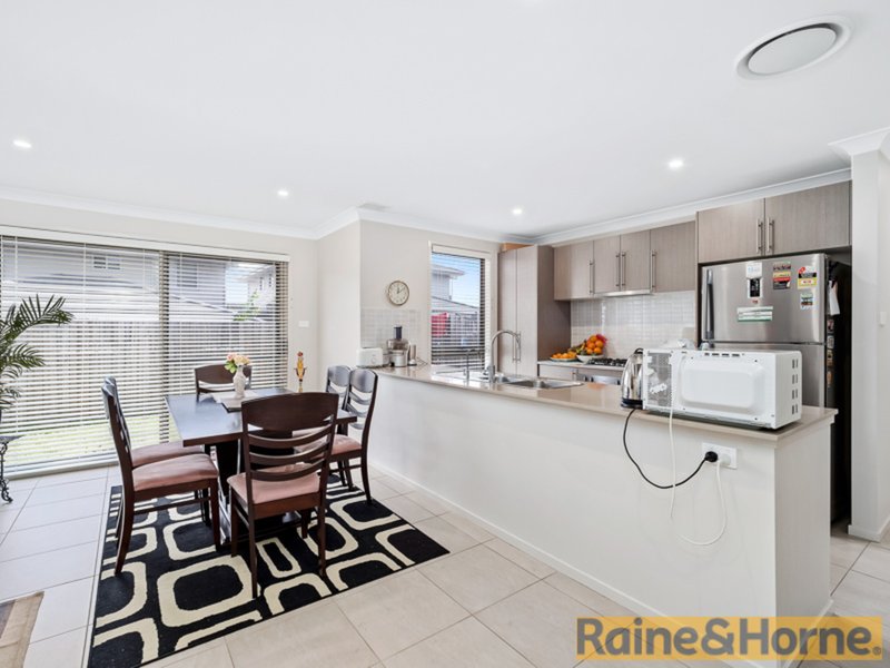 Photo - 3/8 Hillview Road, Kellyville NSW 2155 - Image 5