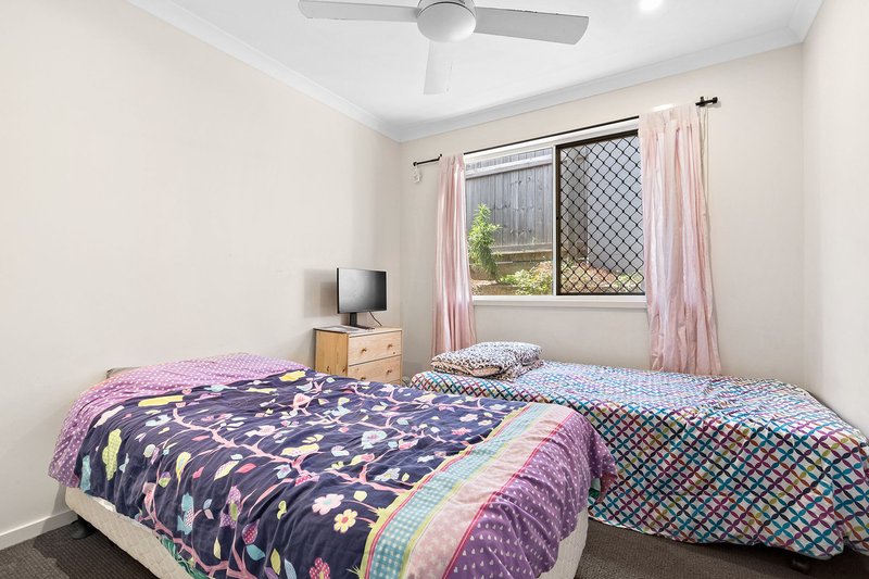 Photo - 38 Hoist Court, Augustine Heights QLD 4300 - Image 8