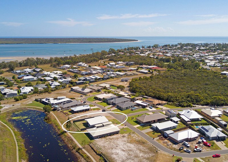 Photo - 38 Honey Myrtle Close, Burrum Heads QLD 4659 - Image 8