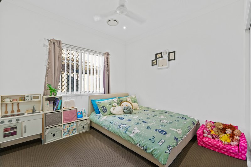 Photo - 38 Honeyeater Crescent, Dakabin QLD 4503 - Image 13