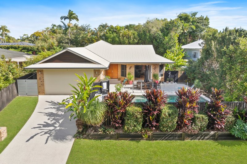 Photo - 38 Hooper Crescent, Tewantin QLD 4565 - Image 2