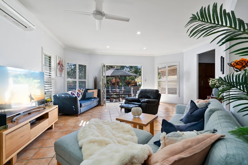 Photo - 38 Hooper Crescent, Tewantin QLD 4565 - Image 7
