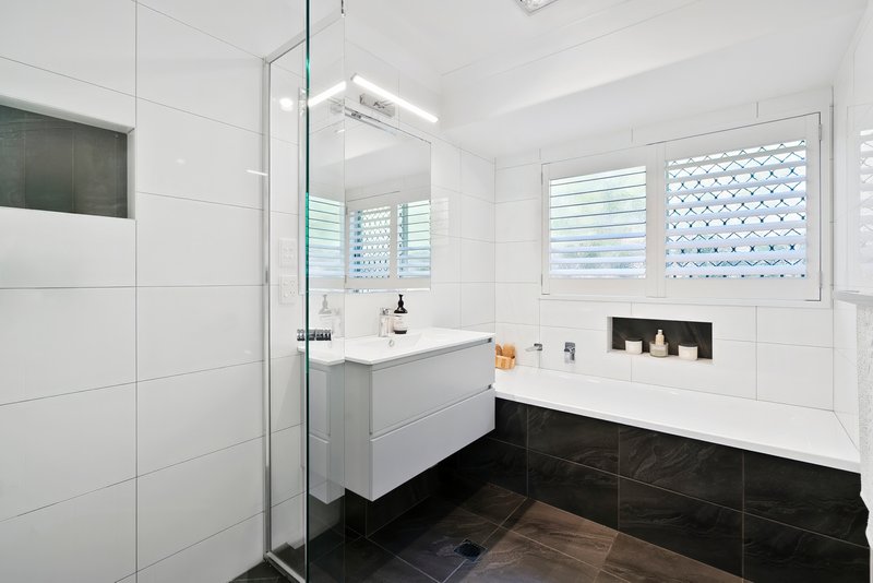 Photo - 38 Hooper Crescent, Tewantin QLD 4565 - Image 14