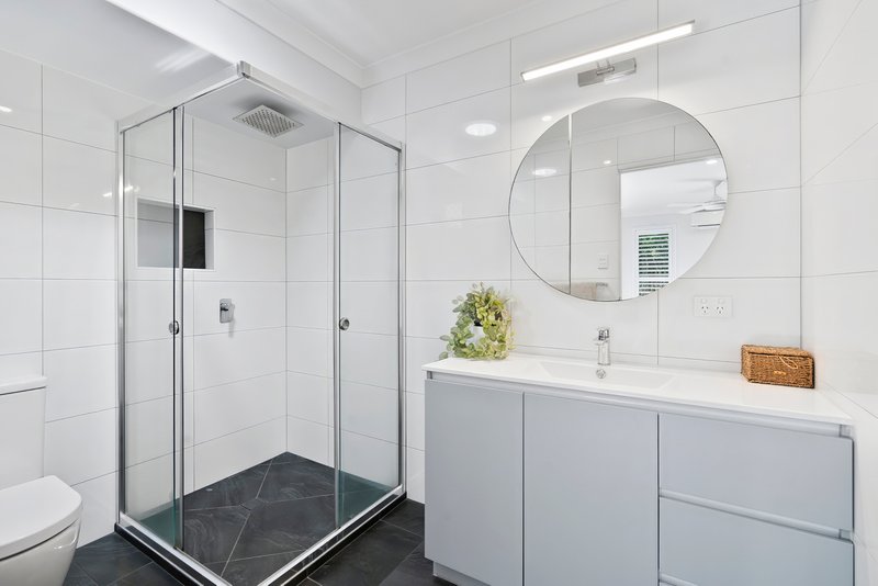 Photo - 38 Hooper Crescent, Tewantin QLD 4565 - Image 18