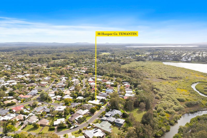 Photo - 38 Hooper Crescent, Tewantin QLD 4565 - Image 26